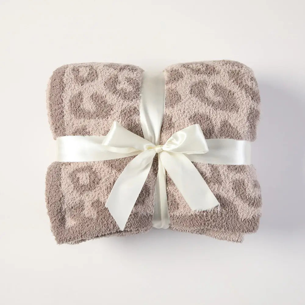 Beige and Khaki Luxurious Leopard Print Knit Throw Blanket - Ultra-Soft Jacquard Plush for Sofa Bed & Cozy Comfort