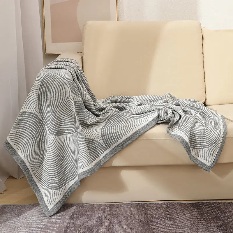 Grey Luxurious Paisley Jacquard Throw Blanket - Soft Wool Blend with Tassels 120x150cm Lightweight Sofa & Nap Blanket