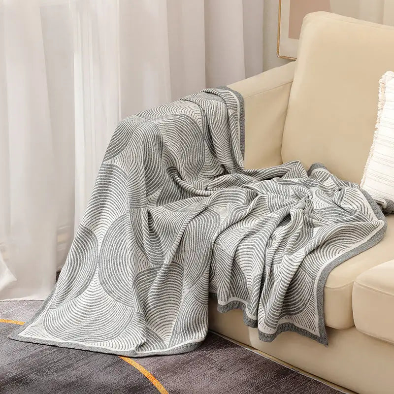 Grey Luxurious Paisley Jacquard Throw Blanket - Soft Wool Blend with Tassels 120x150cm Lightweight Sofa & Nap Blanket