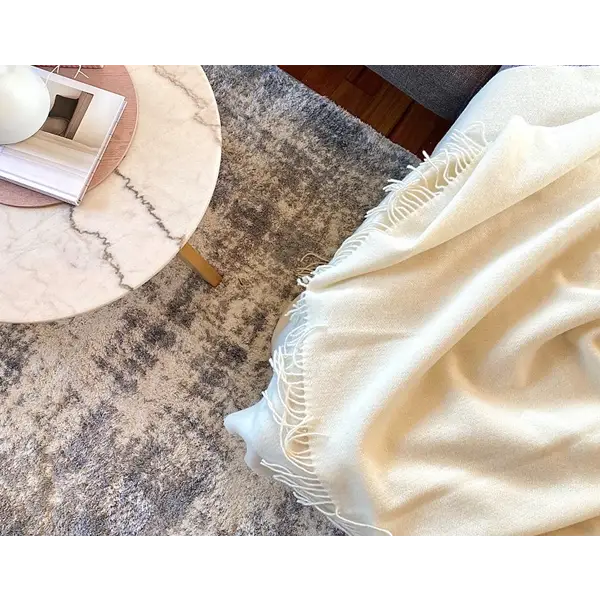 Kensington Throw - 10% Cashmere/ 90% Super Fine Merino Wool - Ivory - Home & Garden > Decor