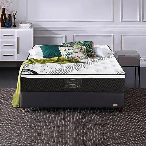 Mattress Euro Top Queen Size Pocket Spring Coil with Knitted Fabric Medium Firm 33cm Thick - Furniture > Mattresses