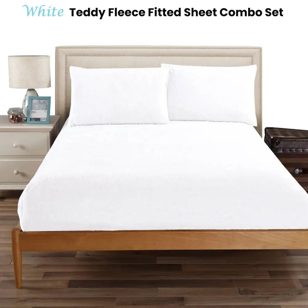 Ramesses Teddy Fleece Fitted Sheet Combo Set White Queen - Home & Garden > Bedding > Bed Sheets