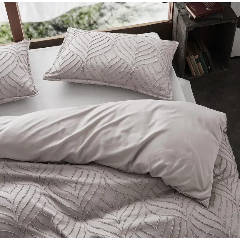 Tufted ultra soft microfiber quilt cover set-king beige - Home & Garden > Bedding