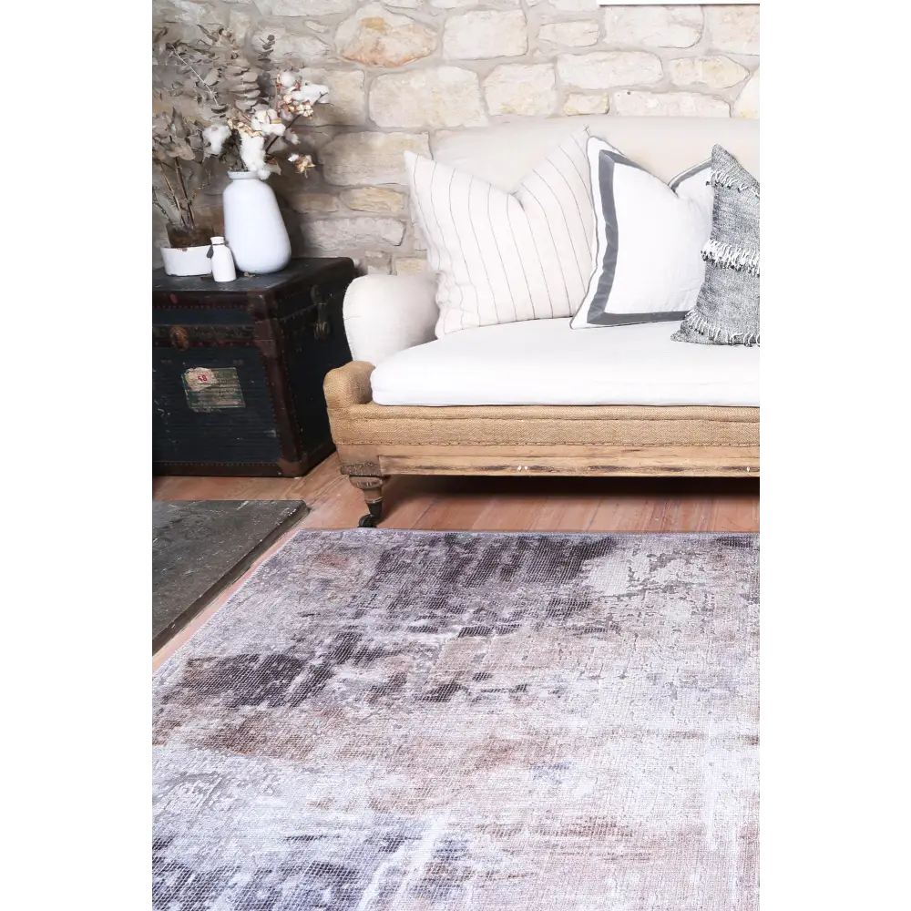 vintage-crown-leopold-ash-ivory-distressed-vintage-rug 200X290 - Home & Garden > Rugs