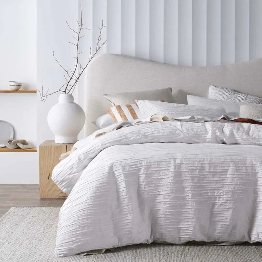Vintage Design Homewares Malvern White Cotton Quilt Cover Set Queen - Home & Garden > Bedding > Duvet Covers