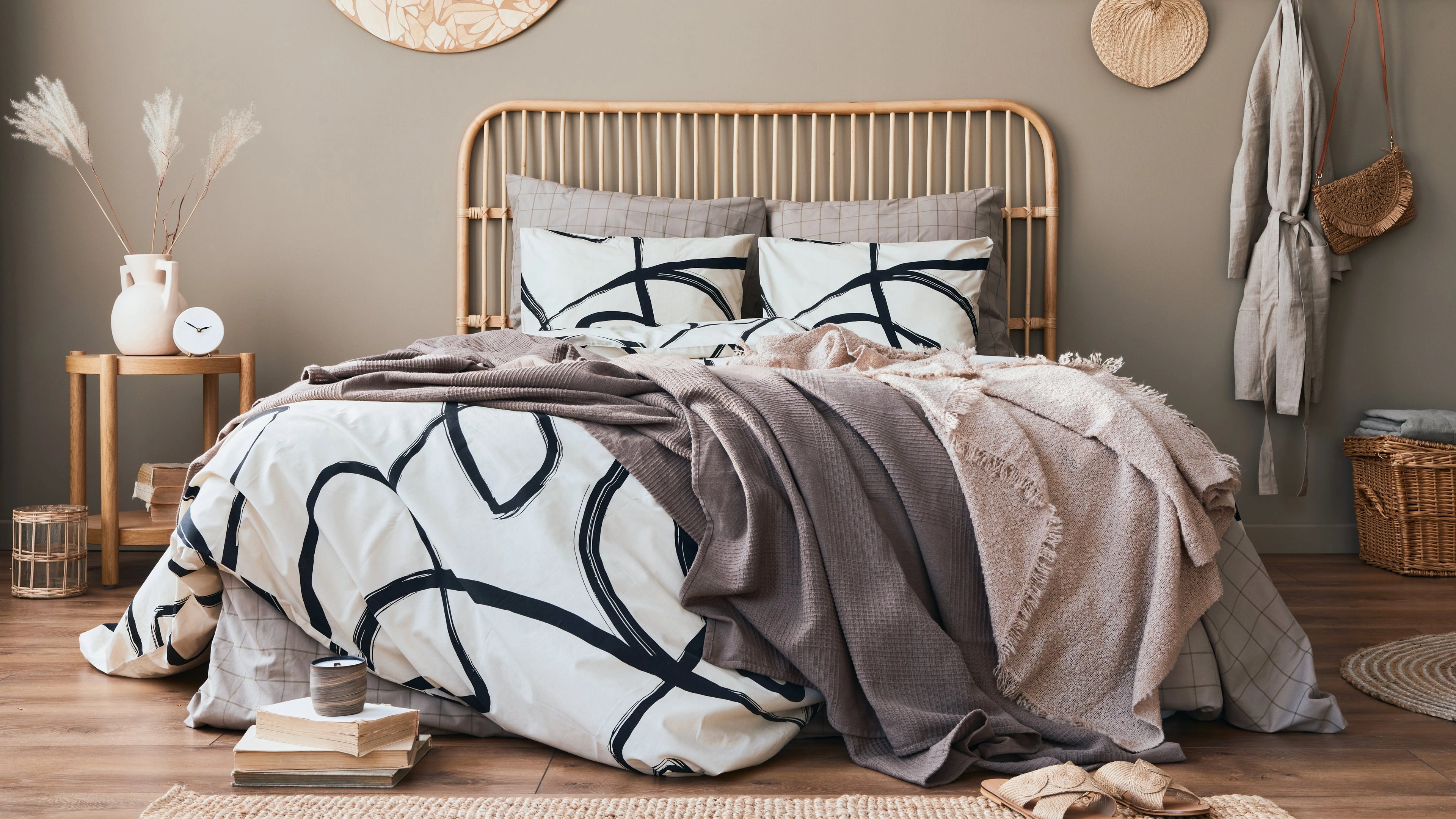 Blankets & Throws