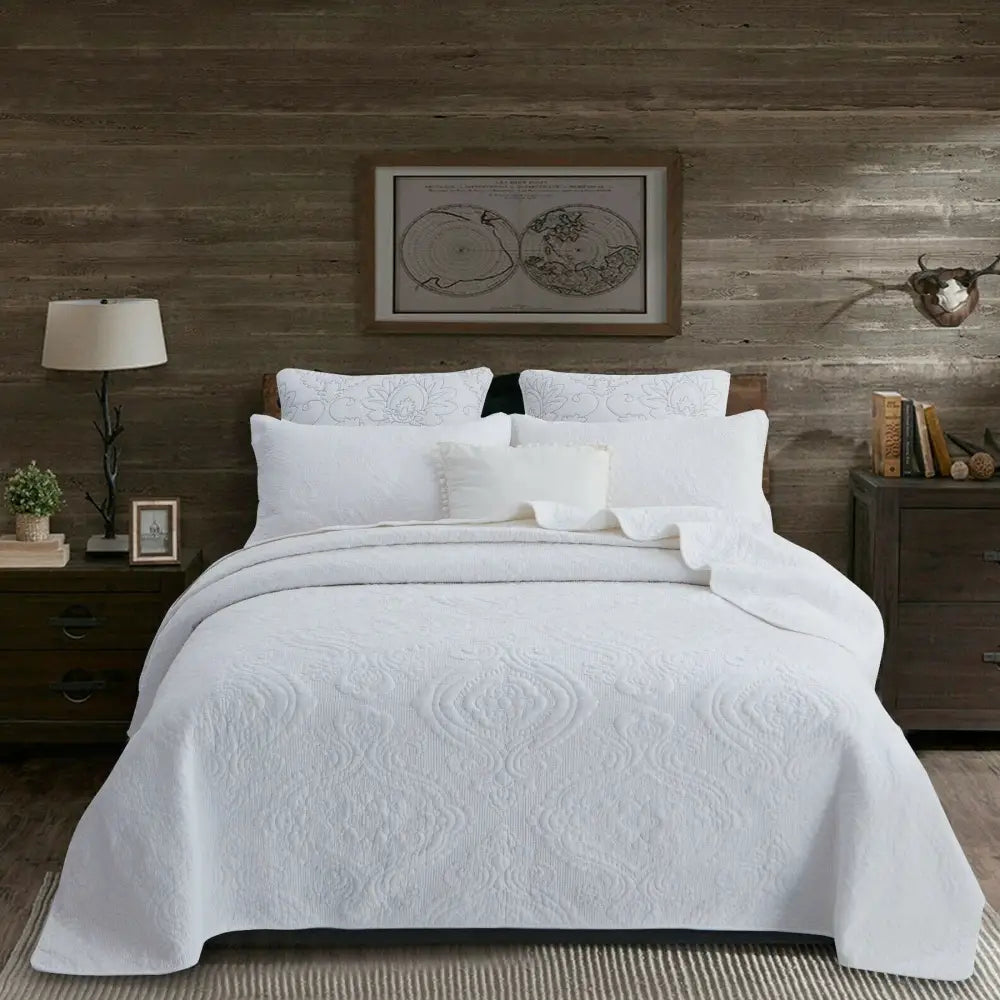 100% Cotton Coverlet Set Damask White King - Home & Garden > Bedding > Quilts & Duvets