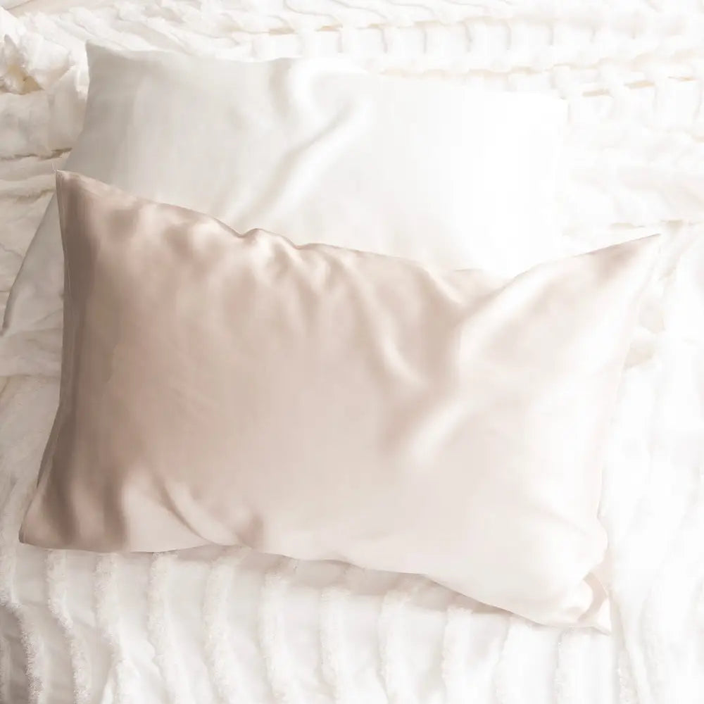 100% Mulberry Silk Standard Pillowcase by Renee Taylor - Home & Garden > Bedding > Pillowcases