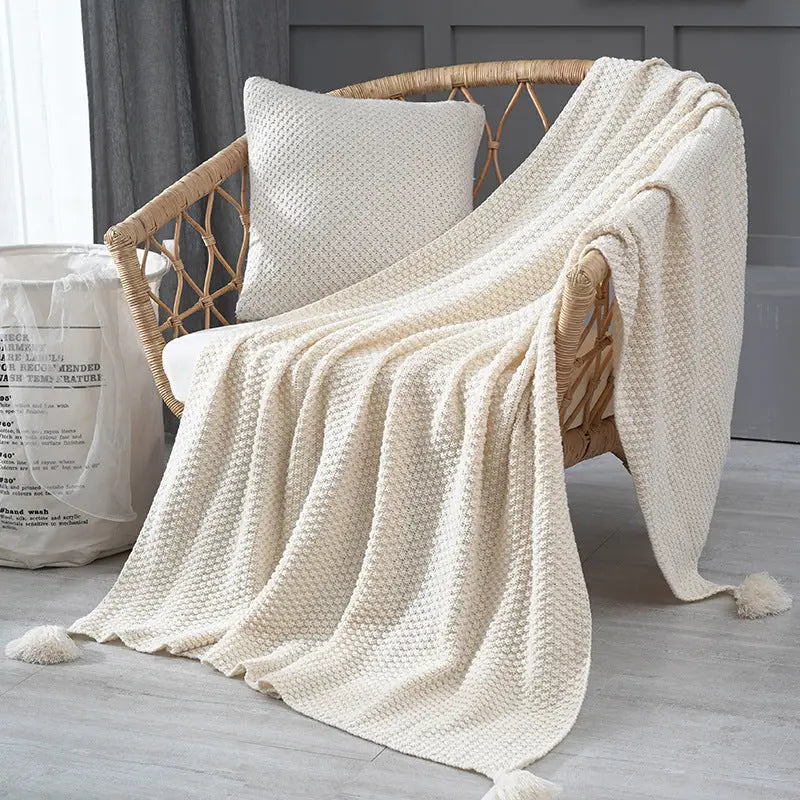 110cm x 150cm Beige Knitted Sofa Blanket for Autumn and Winter Naps - Home & Garden > Bedding > Blankets & Throws