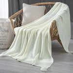 110cm x 150cm White Knitted Sofa Blanket for Autumn and Winter Naps - Home & Garden > Bedding > Blankets & Throws