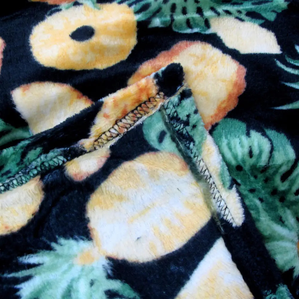 190GSM Fashion Printed Ultra Soft Coral Fleece Throw 127 x 152cm Pineapple - Home & Garden > Bedding