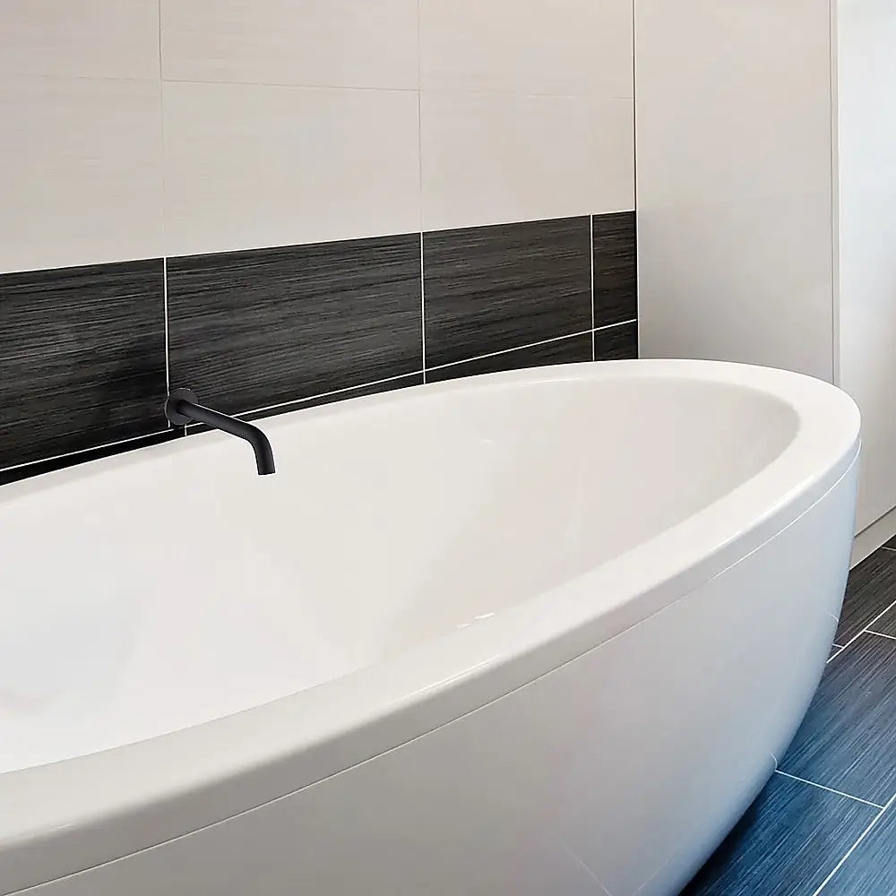 220mm Bath Spout in Matte Black Finish - Furniture > Bathroom > Bathtubs