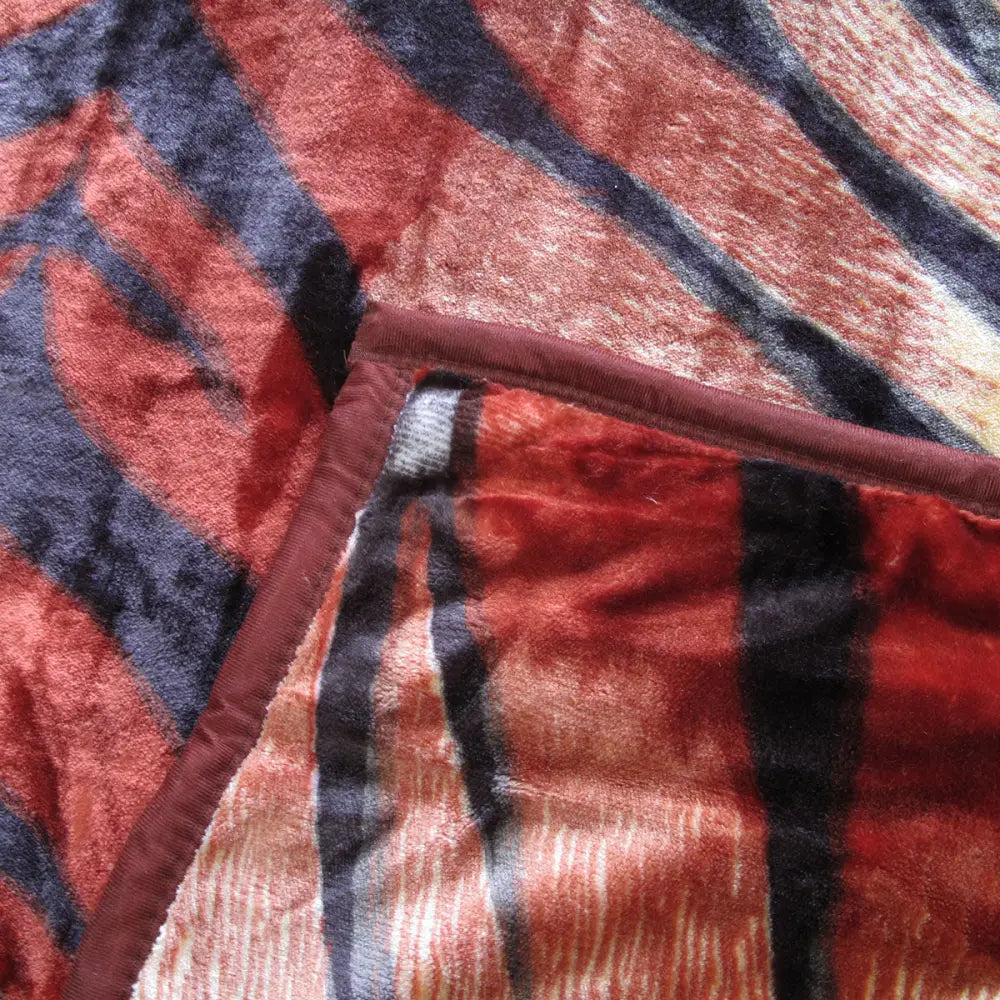 675gsm 2 Ply Animal Print Faux Mink Blanket Queen 200x240 cm Tiger - Home & Garden > Bedding