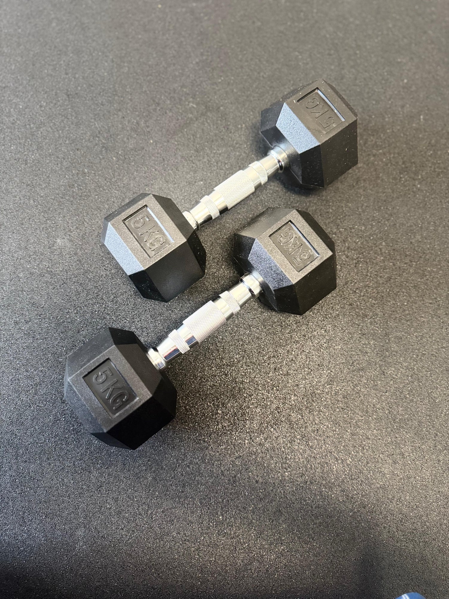 7 Pairs Hex Dumbbells PLUS Dumbbell Rack (175 kg | 5kg-20kg | 1.1m 3-tier Rack)