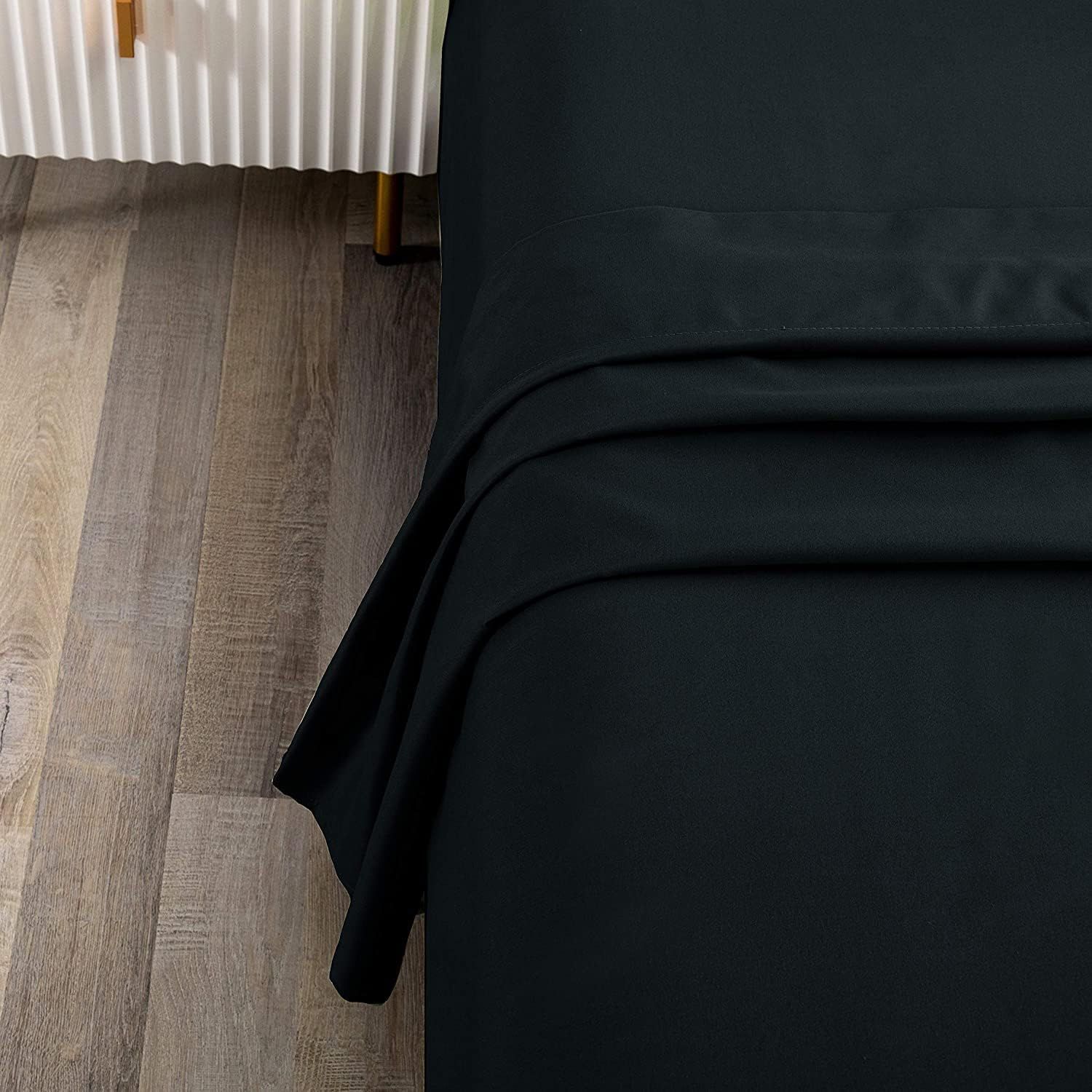 Elegant Comfort Premium Hotel Quality 1-Piece Double Flat Sheet, Luxury and Softest 2000 Thread Count Bedding Flat Sheet(Double,Black)