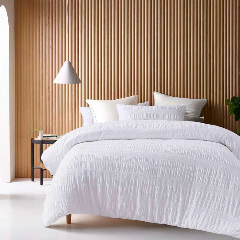 Accessorize Seersucker White Cotton Quilt Cover Set Queen - Home & Garden > Bedding