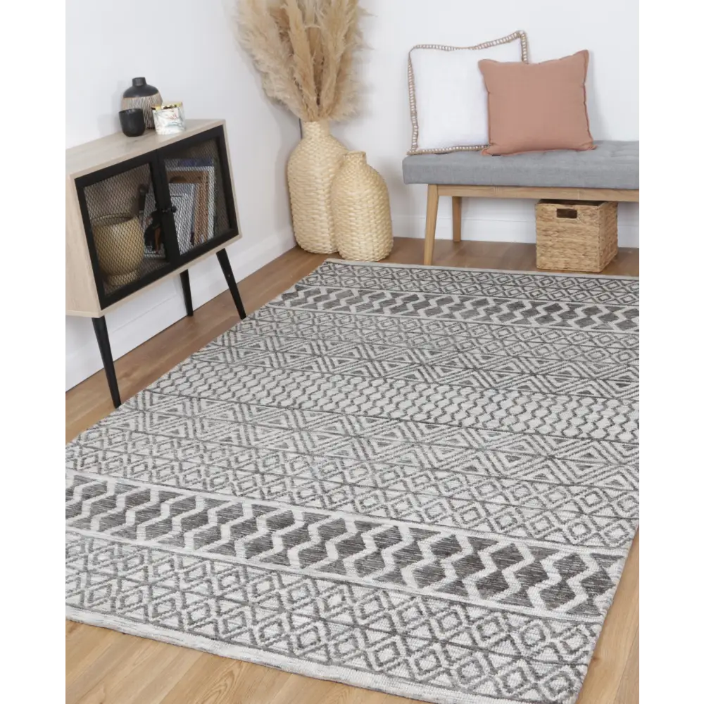 Amritsar AMRI04 Charcoal & Beige 160x230 - Home & Garden > Rugs