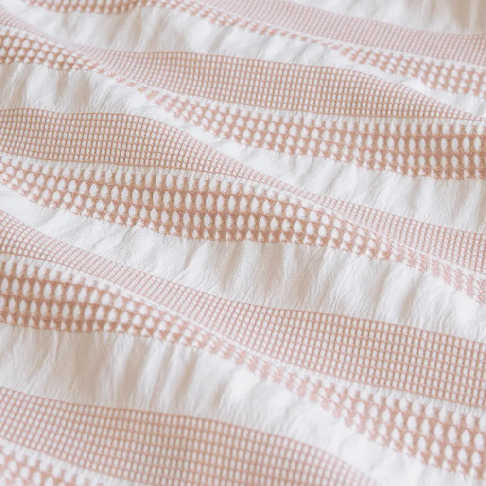 Ardor Cove Rose Dust (Similar to Peach color) Seersucker Waffle Quilt Cover Set Queen - Home & Garden > Bedding