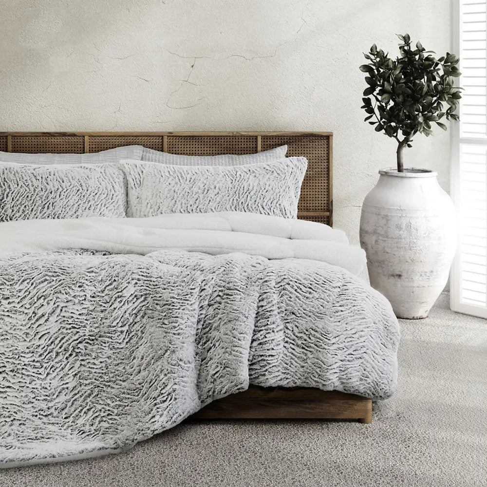Ardor Faux Fur Silver 3 Piece Comforter Set Single/Double - Home & Garden > Bedding