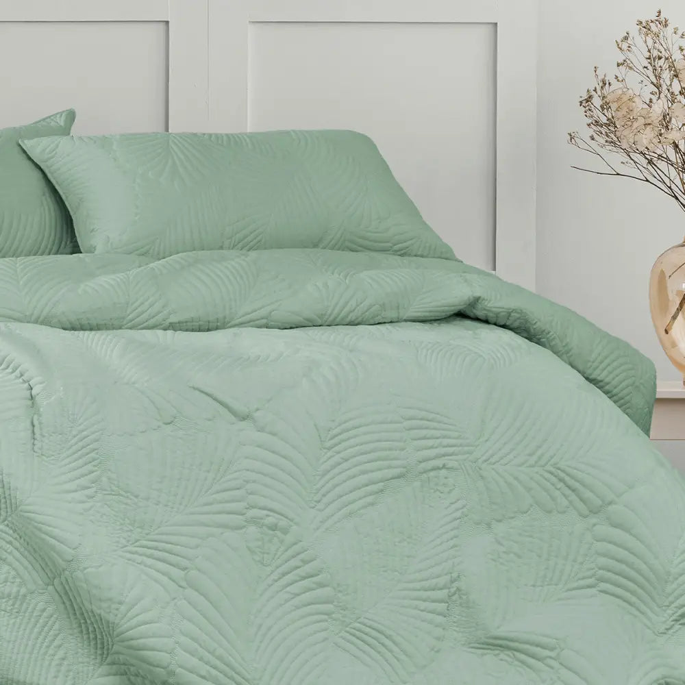 Ardor Molly Palm Green Quilted Quilt Cover Set King - Home & Garden > Bedding
