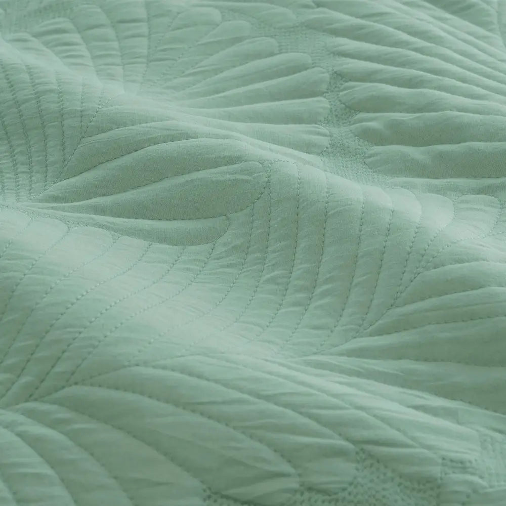 Ardor Molly Palm Green Quilted Quilt Cover Set King - Home & Garden > Bedding