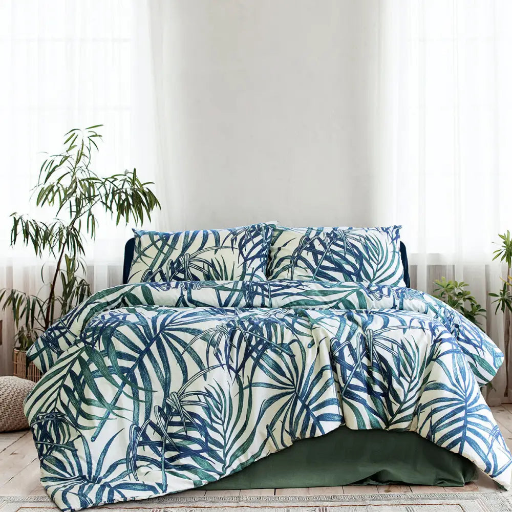 Ardor Palms Blue Polyester Cotton Quilt Cover Set Queen - Home & Garden > Bedding