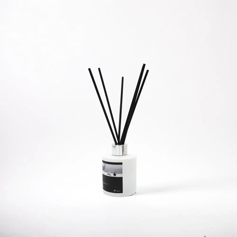 Aromatherapy White Diffuser - Home & Garden > Decor
