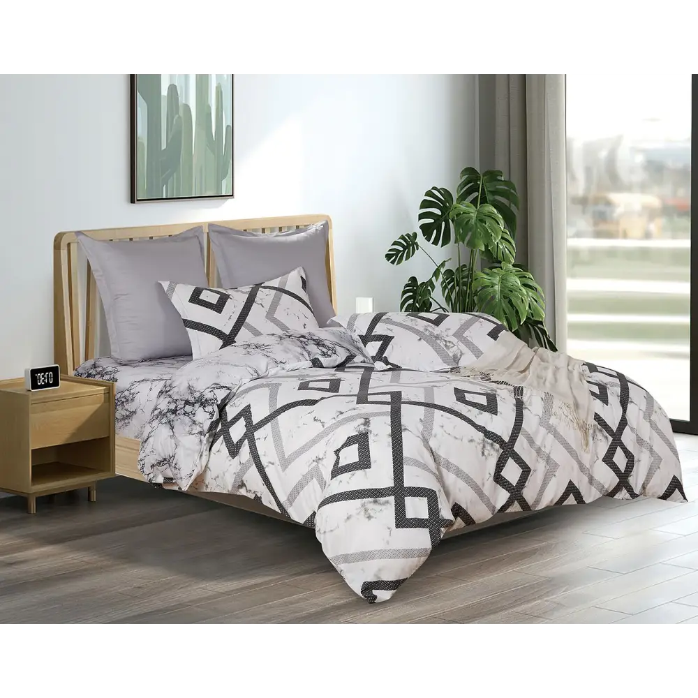 Ashwin Super King Size Quilt/Duvet Cover Set - Home & Garden > Bedding > Duvet Covers