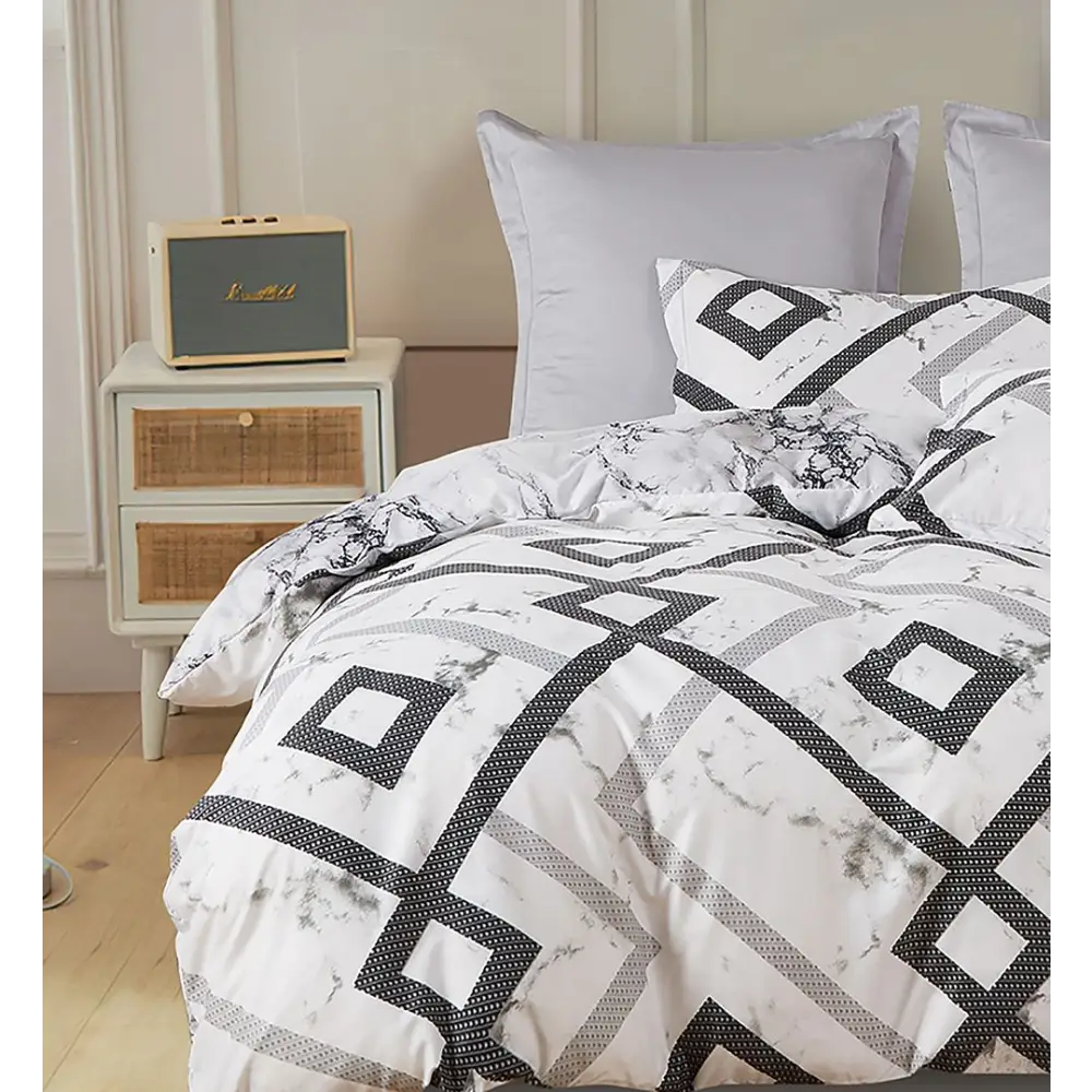 Ashwin Super King Size Quilt/Duvet Cover Set - Home & Garden > Bedding > Duvet Covers