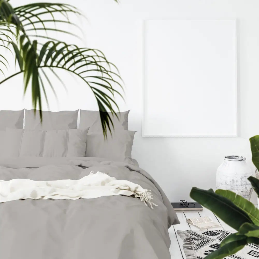 Balmain 1000 Thread Count Hotel Grade Bamboo Cotton Quilt Cover Pillowcases Set - King - Dove - Home & Garden > Bedding