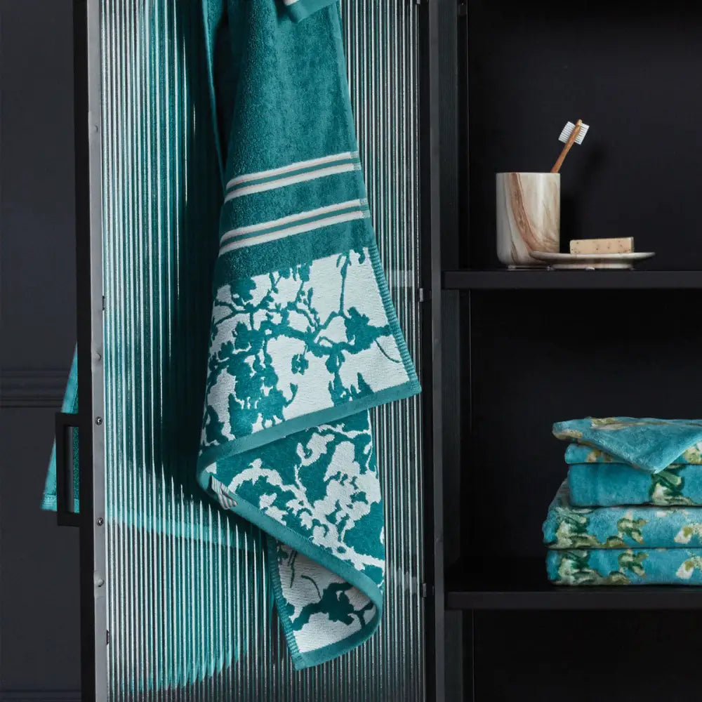 Bedding House Van Gogh Fleurir Blue Bath Towel - Home & Garden > Bathroom Accessories > Bath Towels & Robes