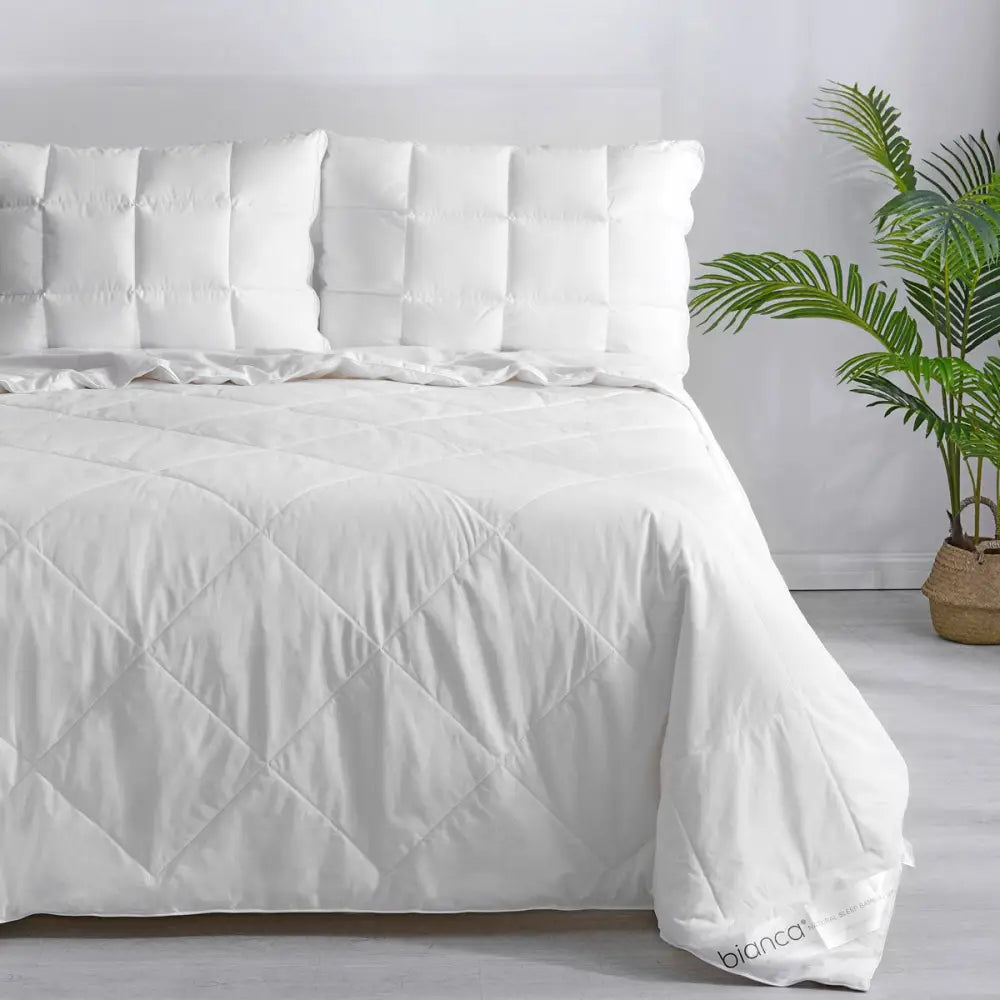 Bianca 250GSM Natural Sleep Bamboo Summer Quilt Single - Home & Garden > Bedding