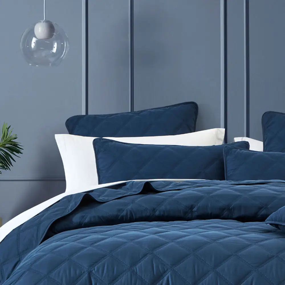 Bianca Barclay Navy Coverlet Set Queen/King - Home & Garden > Bedding > Quilts & Duvets