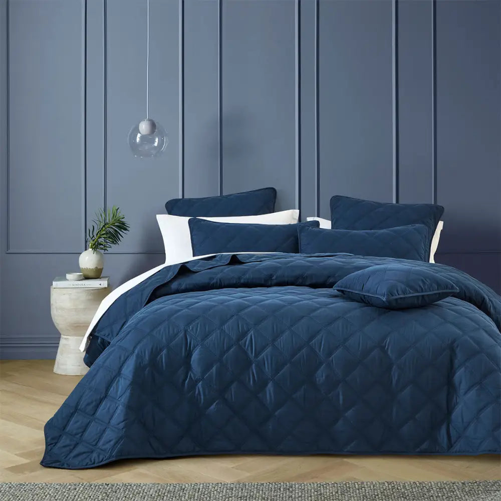 Bianca Barclay Navy Coverlet Set Queen/King - Home & Garden > Bedding > Quilts & Duvets