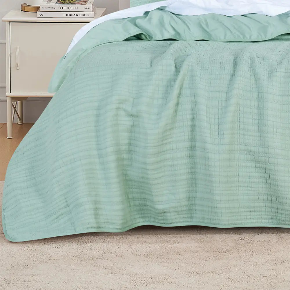 Bianca Cressida Sage Cotton Polyester Coverlet Set Queen/King - Home & Garden > Bedding > Quilts & Duvets