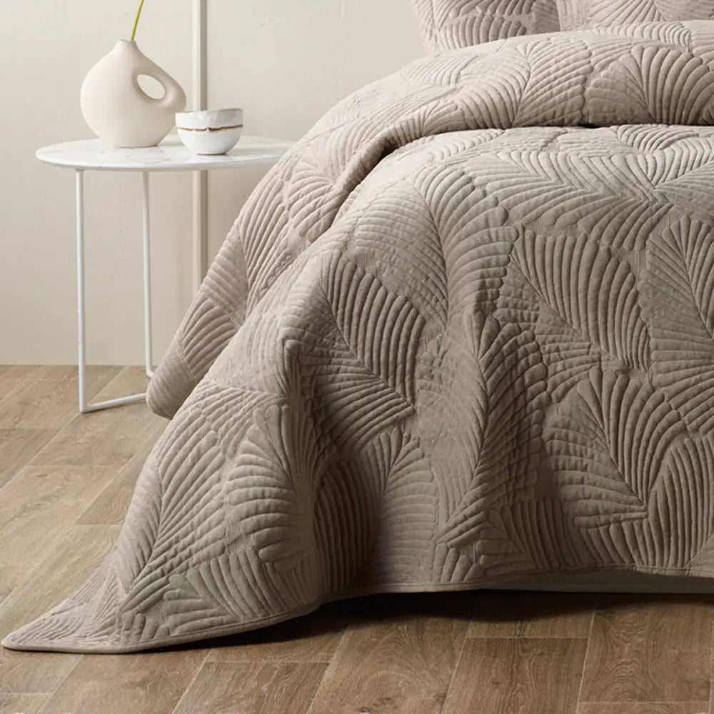Bianca Kairo Taupe Coverlet Set Super King - Home & Garden > Bedding > Quilts & Duvets