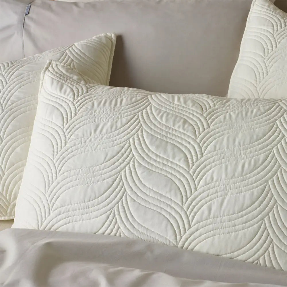 Bianca Kamala Cream Embossed Bedspread Set Double - Home & Garden > Bedding
