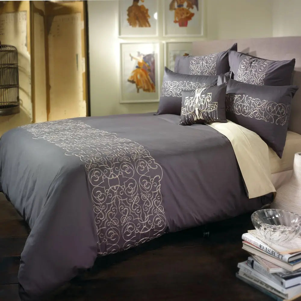 Bianca Maddox Charcoal Quilt Cover Set King - Home & Garden > Bedding > Duvet Covers