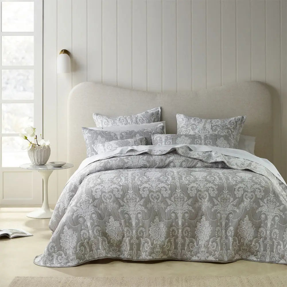 Bianca Olivia Grey Polyester Cotton Jacquard Coverlet Set Super King - Home & Garden > Bedding