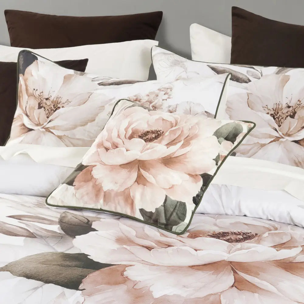Bianca Somerset White Cotton Sateen Floral Quilt Cover Set Super King - Home & Garden > Bedding > Duvet Covers