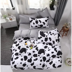 Black and White Cow Pattern 3-Piece Polyester Duvet Cover Set with 2 Pcs Pillowcases - Elegant Bedding Machine Washable
