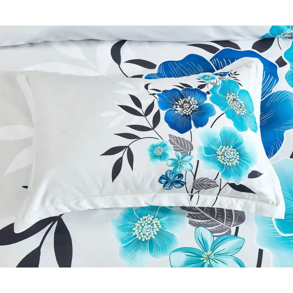 Braithe Floral Quilt Cover Set - King Size - Home & Garden > Bedding
