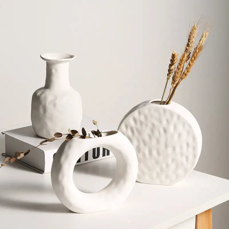 Bulan Ceramic Vase - Home & Garden > Decor > Vases & Table Decor