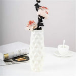 Creative Diamond-shaped Vase for Dry and Wet Flower Arrangements - Pink - Home & Garden > Decor > Vases & Table Decor
