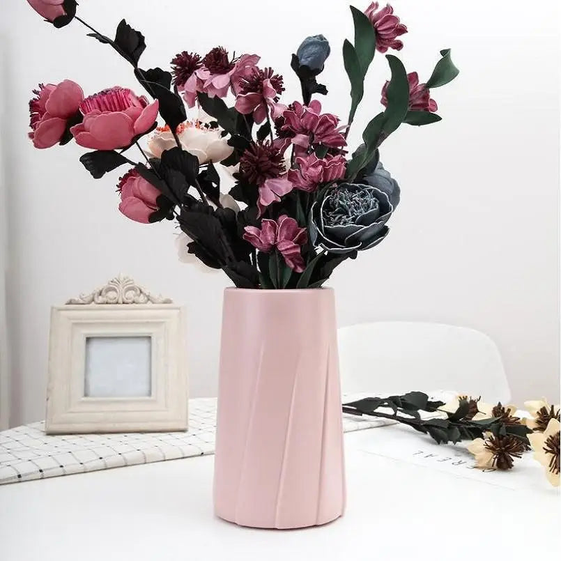 Creative Plastic Vase for Modern Decor - Simple Design - Pink - Home & Garden > Decor > Vases & Table Decor