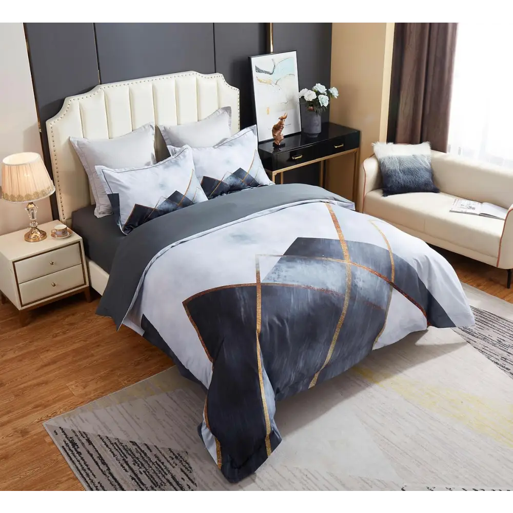 Dakuta Quilt Cover Set - Queen Size - Home & Garden > Bedding