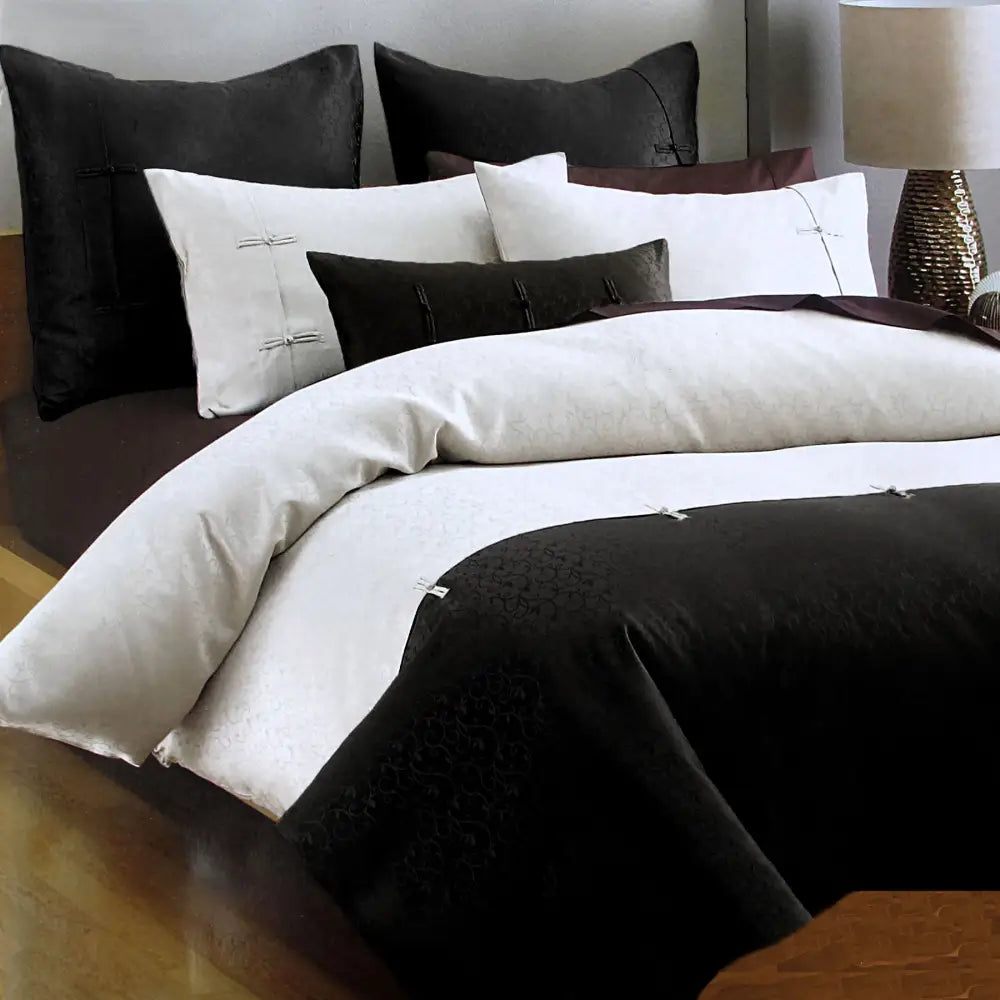 Deco Shandong Quilt Cover Set QUEEN - Home & Garden > Bedding