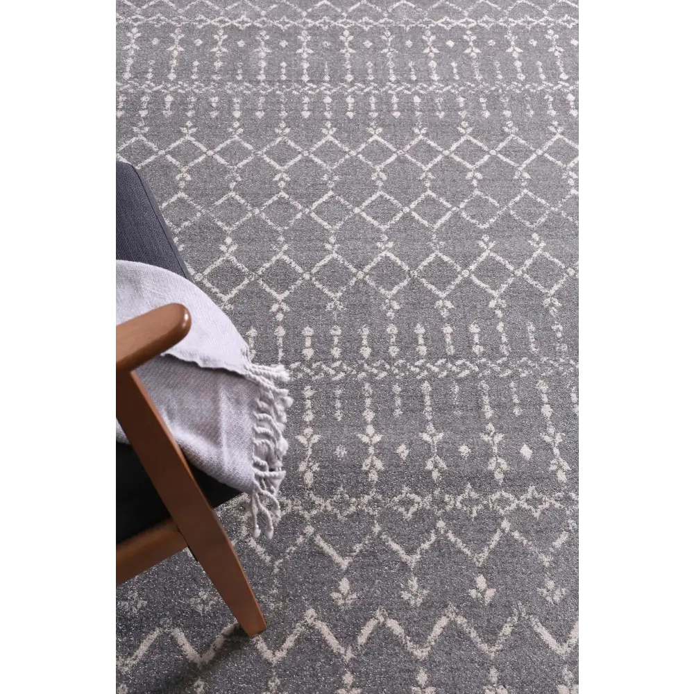 delicate-cassiday-grey-ivory-rug 160x230 - Home & Garden > Rugs