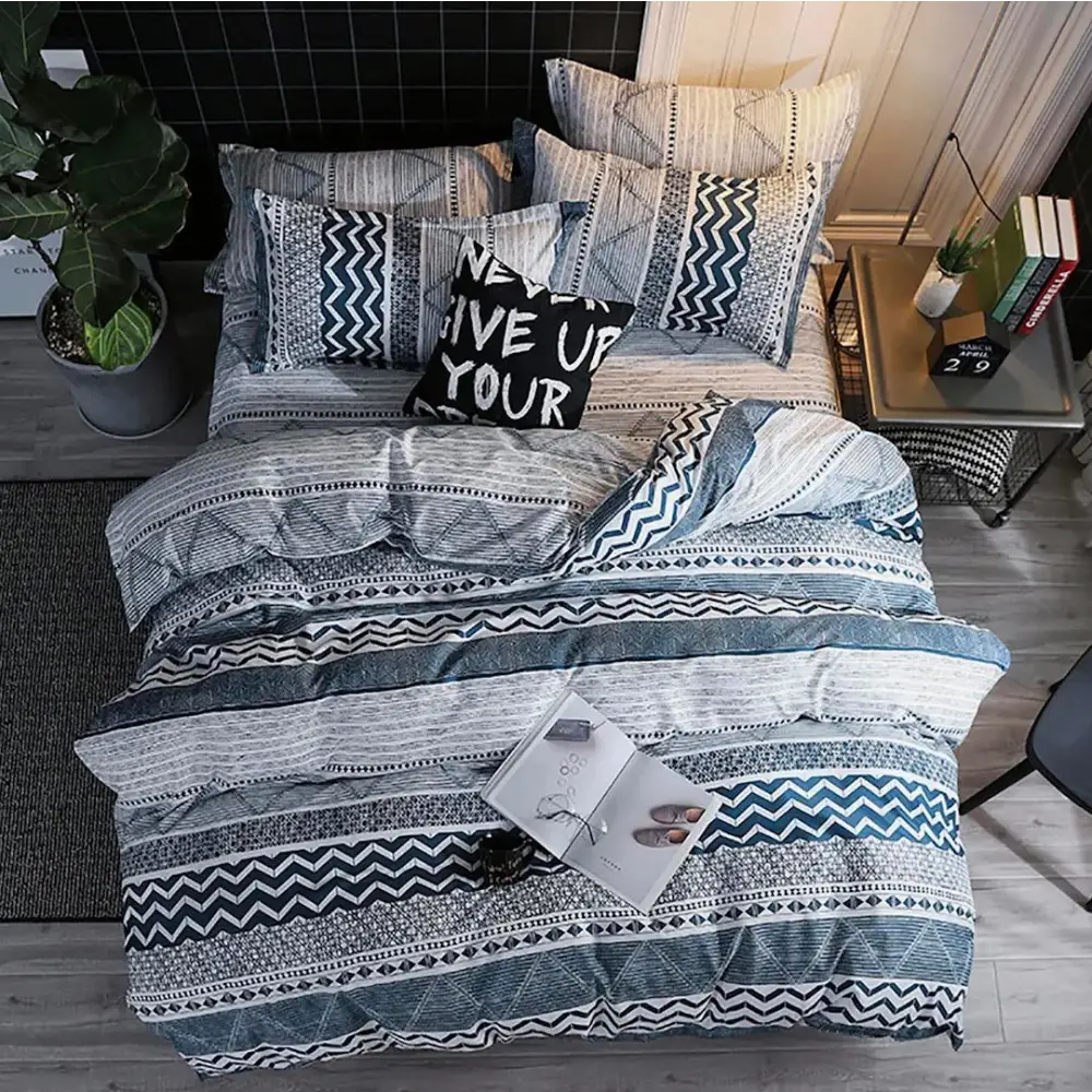 Dennings Super King Size Quilt/Duvet Cover Set - Home & Garden > Bedding > Duvet Covers