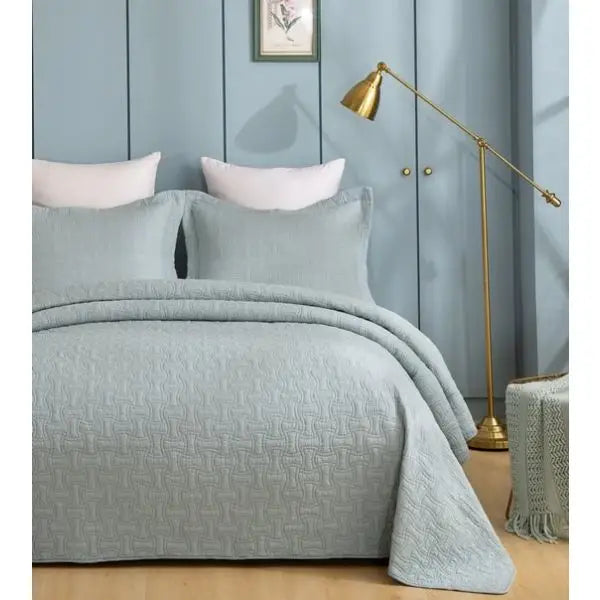 Embroidered Jade 100% Cotton Quilted 3 pcs Bedspread Coverlet Set King - Home & Garden > Bedding > Quilts & Duvets